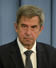 prof. dr hab. Andrzej Zoll