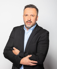 dr Michał Bieniak